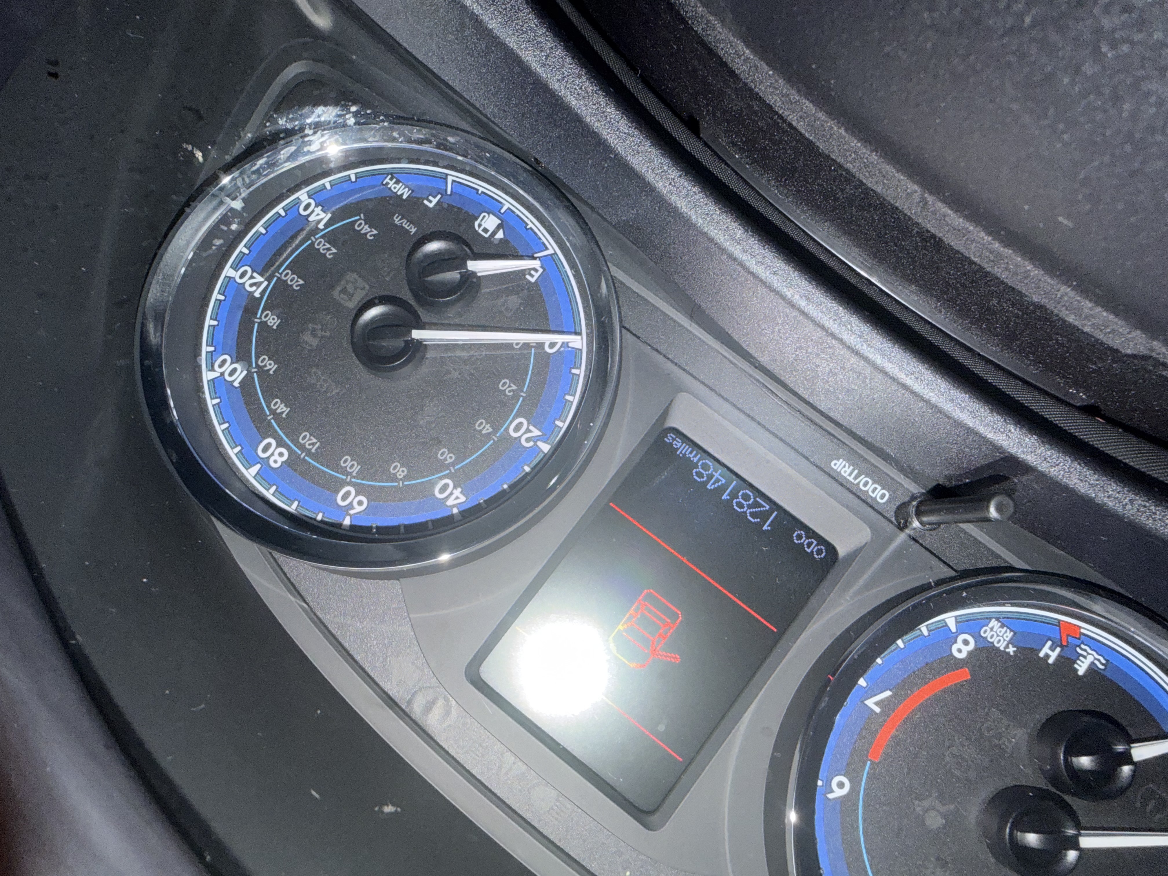 Used 2019 Toyota Corolla LE FWD image 16