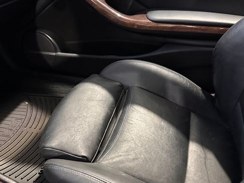 Used 2004 BMW 325Ci Convertible image 12