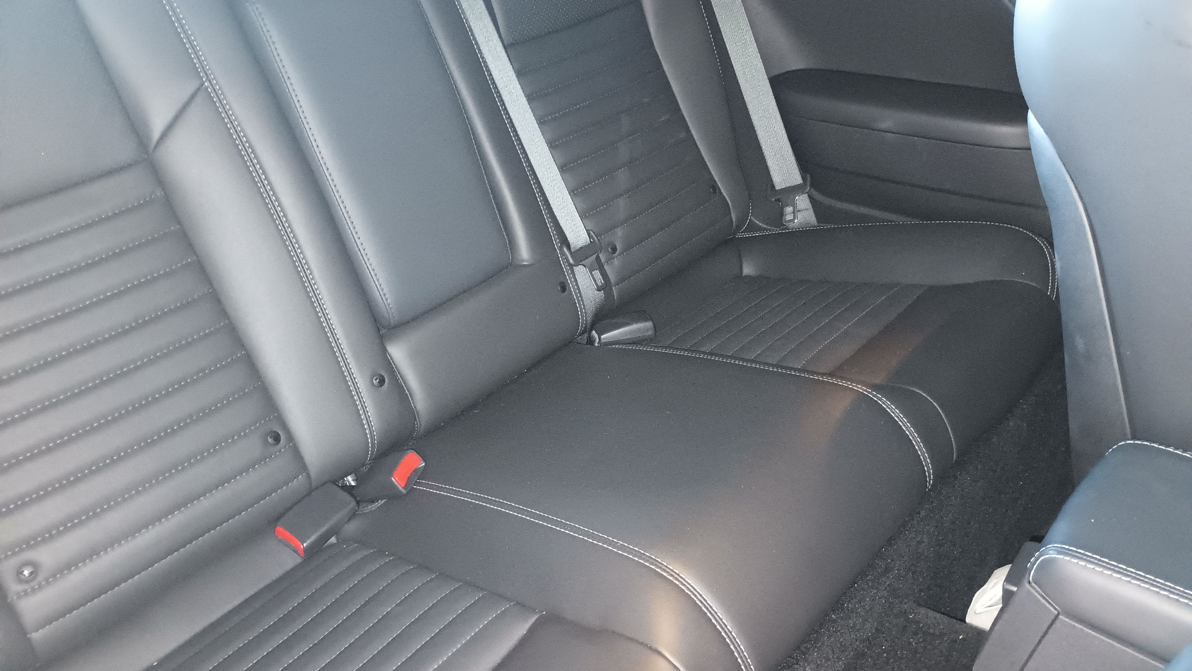 Used 2013 Dodge Challenger R/T Plus RWD image 16