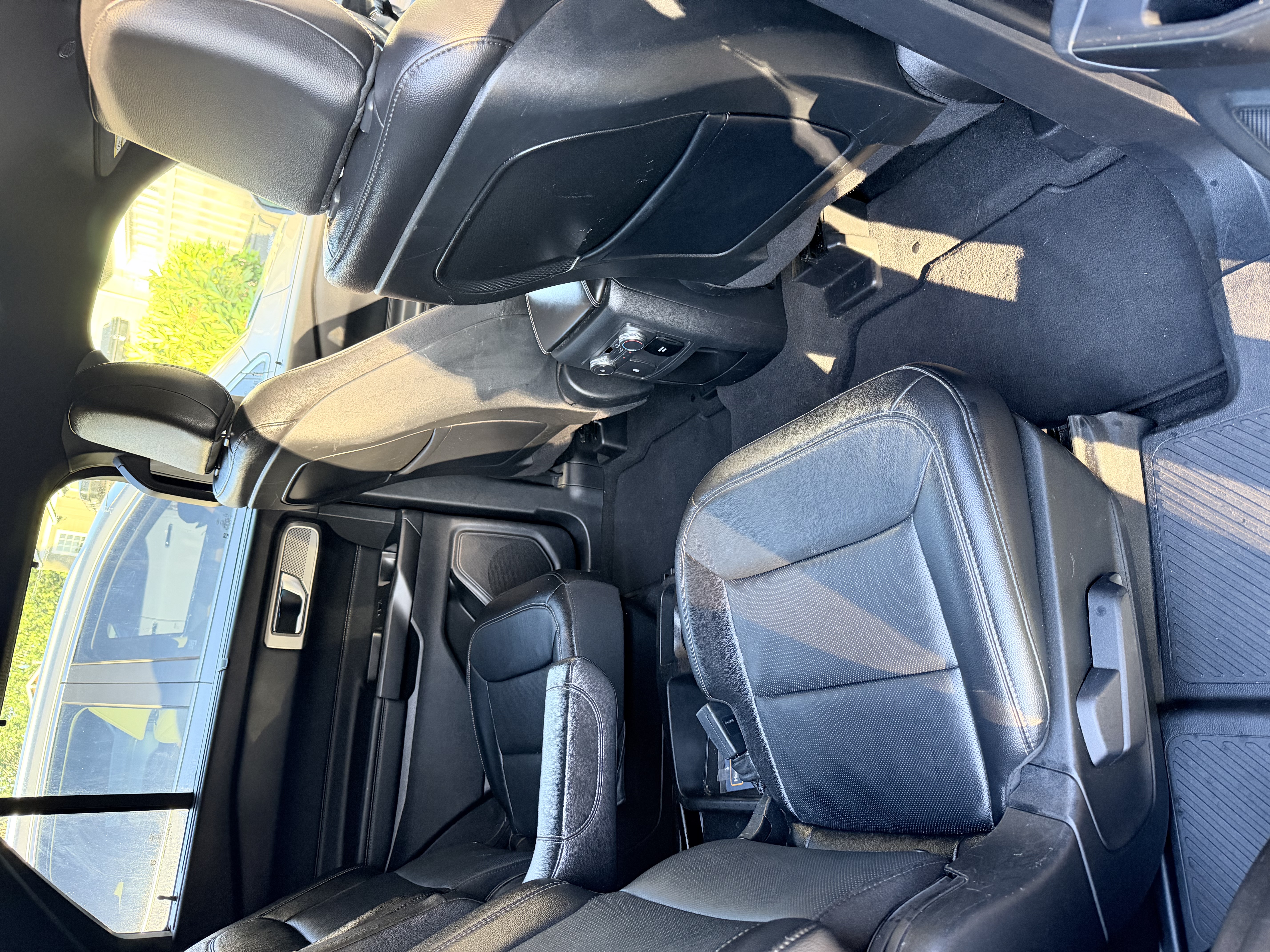 Used 2020 Ford Explorer Limited AWD/4WD image 23
