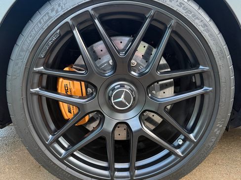 Used 2019 Mercedes-Benz E 63 AMG S image 11