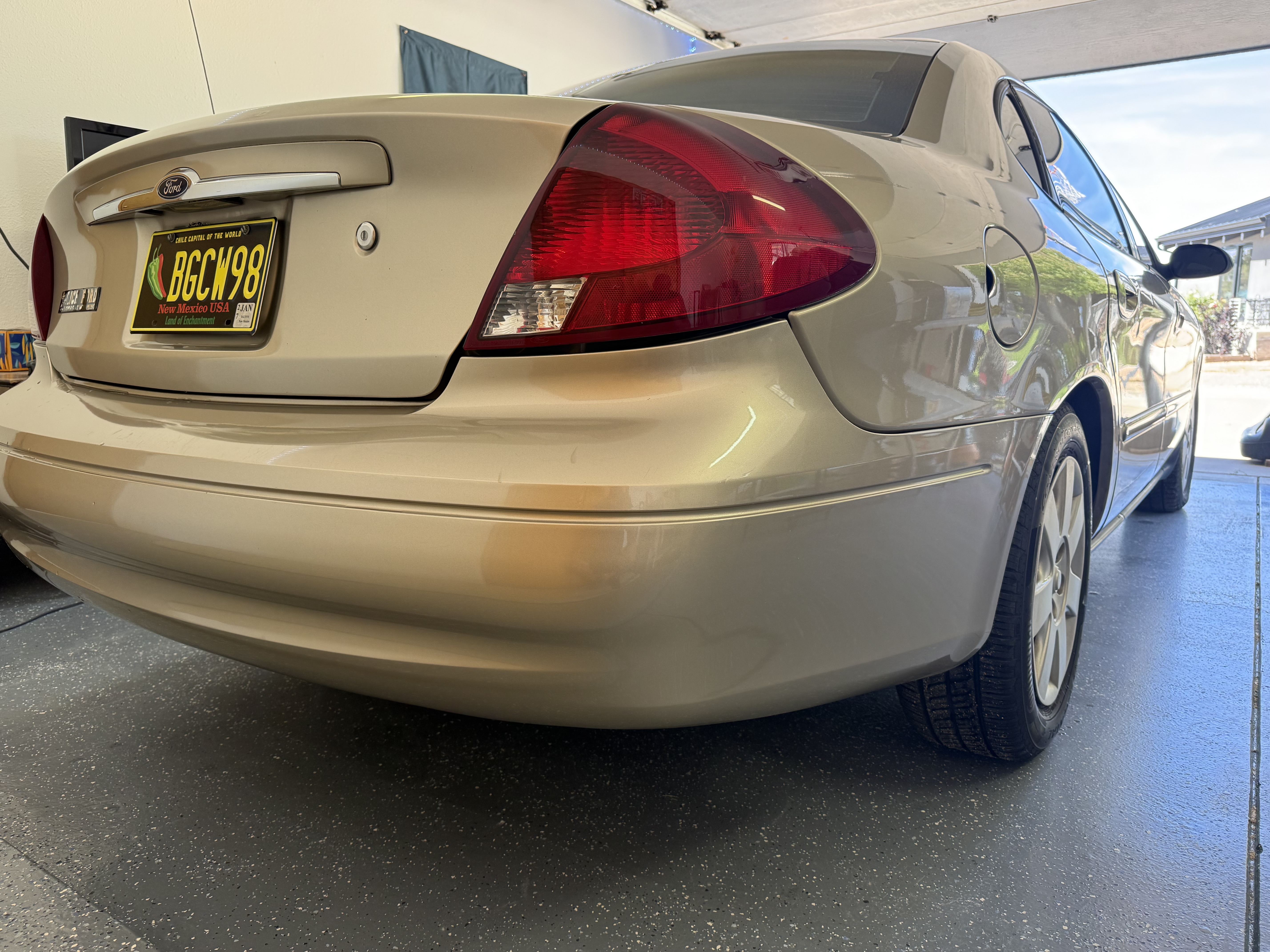 Used 2001 Ford Taurus LX FWD image 21