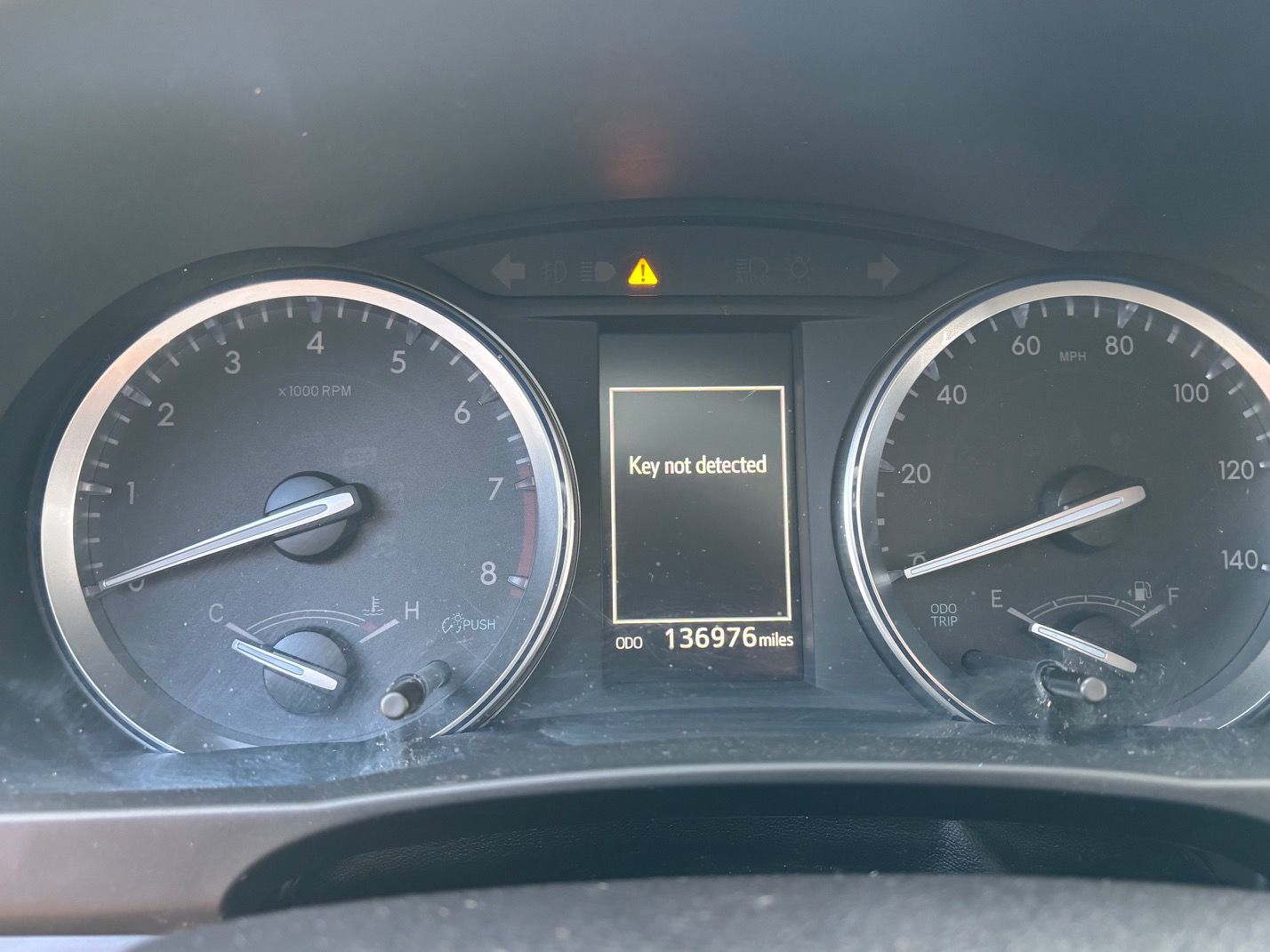 Used 2018 Toyota Highlander XLE AWD/4WD image 6