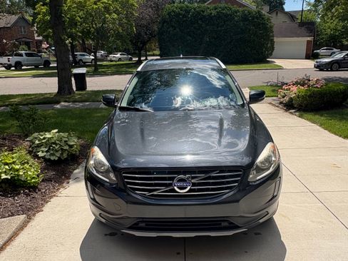 Used 2016 Volvo XC60 T6 w/ Climate Package AWD/4WD image 6