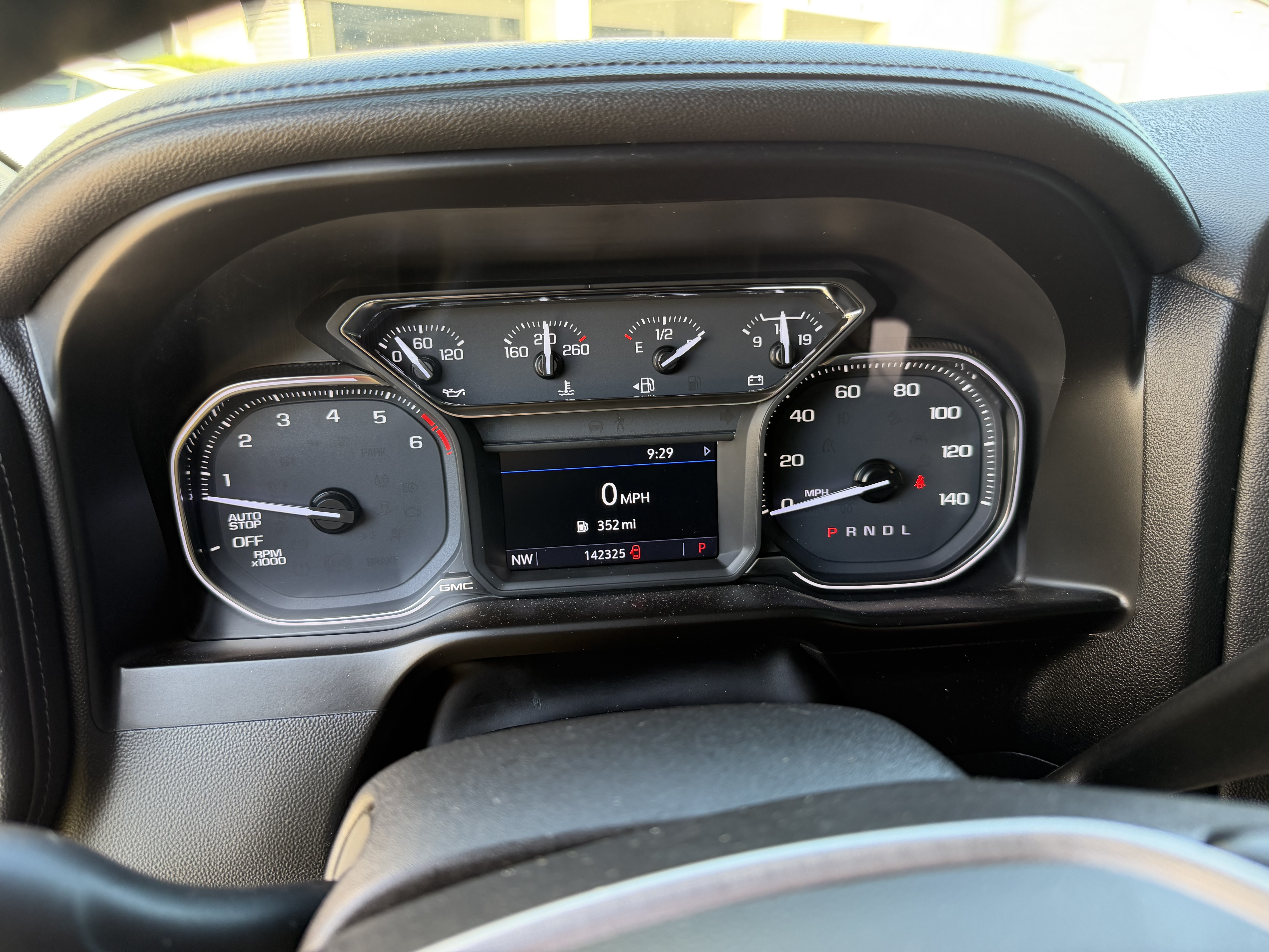 Used 2020 GMC Sierra 1500 Elevation RWD image 12