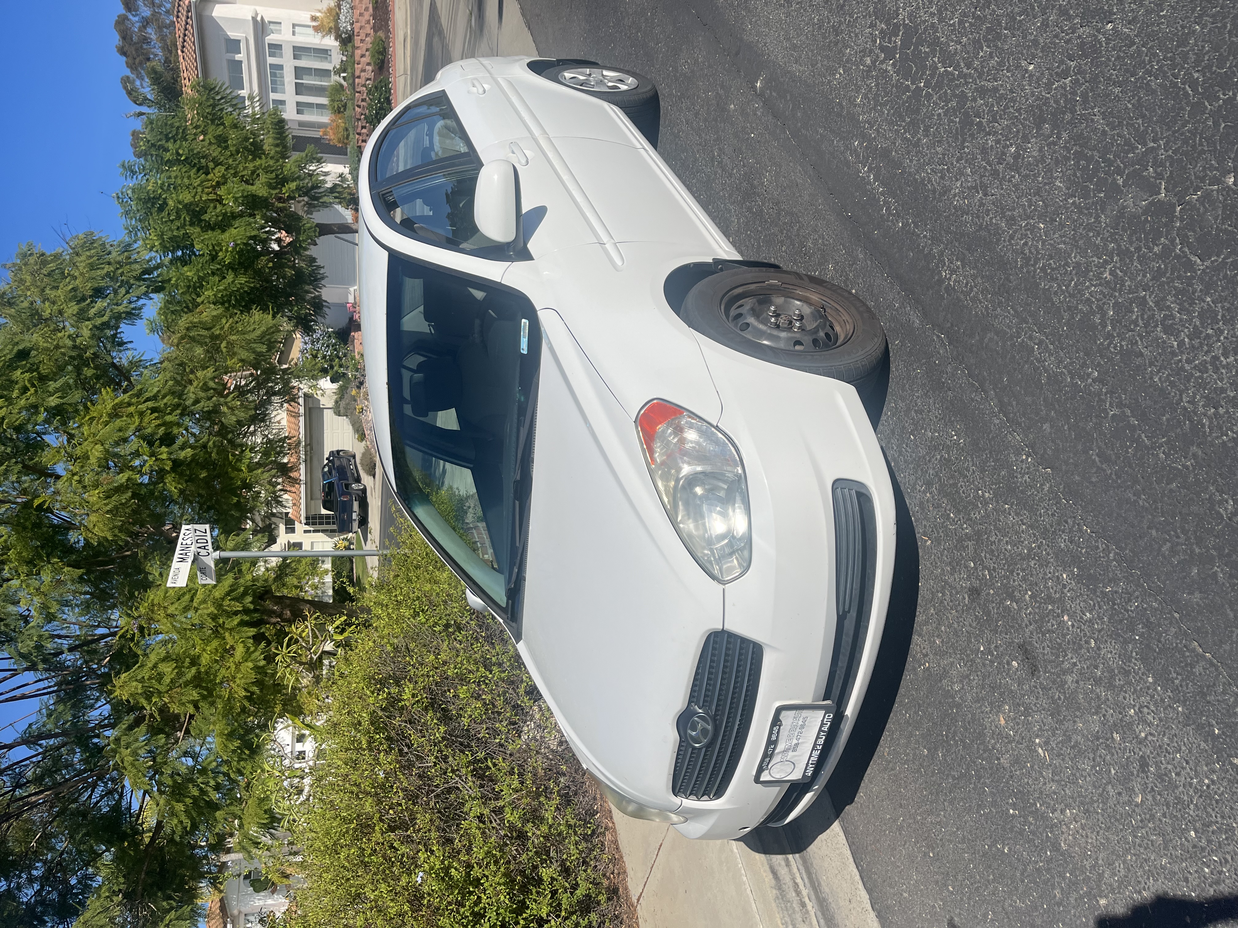 Used 2011 Hyundai Accent GLS FWD image 2