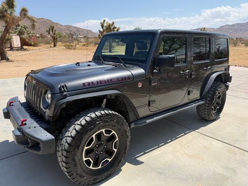 Used 2016 Jeep Wrangler Unlimited Rubicon AWD/4WD image 1