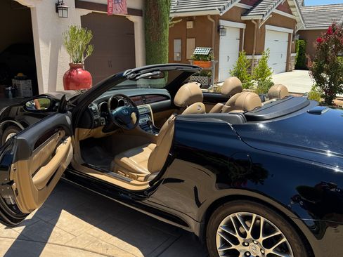Used 2006 Lexus SC 430 Convertible RWD image 5