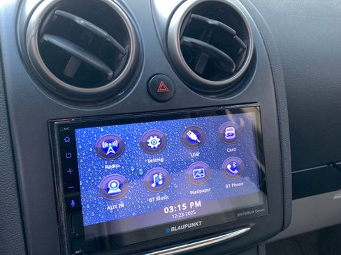 Used 2011 Nissan Rogue S image 16