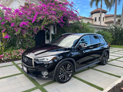 Used 2021 INFINITI QX50 Luxe w/ Appearance Package image 1