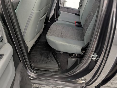 Used 2017 RAM 1500 Big Horn image 5