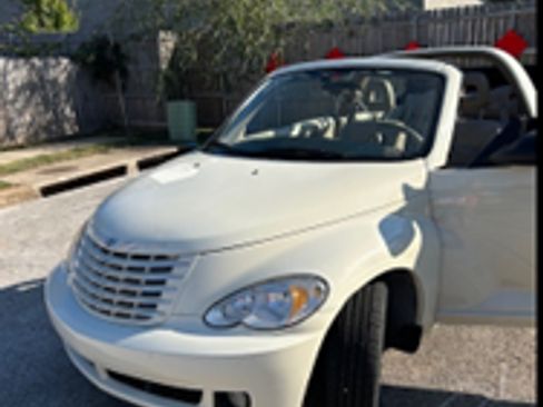 Used 2006 Chrysler PT Cruiser Touring image 2