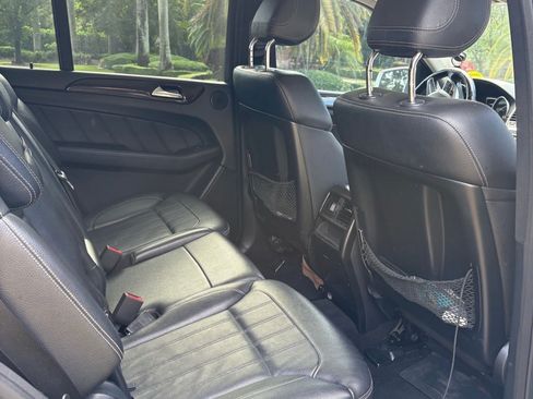 Used 2015 Mercedes-Benz GL 450 4MATIC image 9