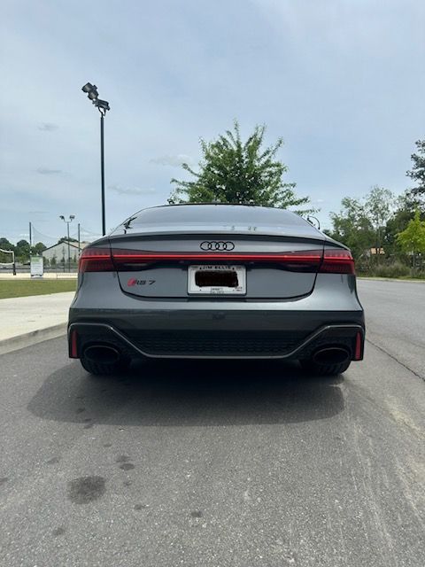 Used 2023 Audi RS 7 Sportback AWD/4WD image 10