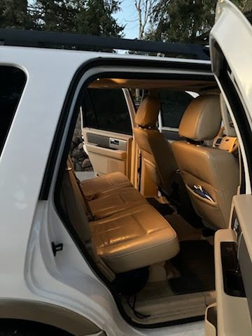 Used 2011 Ford Expedition XLT w/ 202A Rapid Spec Order Code AWD/4WD image 1