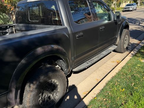 Used 2017 Ford F150 Raptor w/ Equipment Group 802A Luxury image 6
