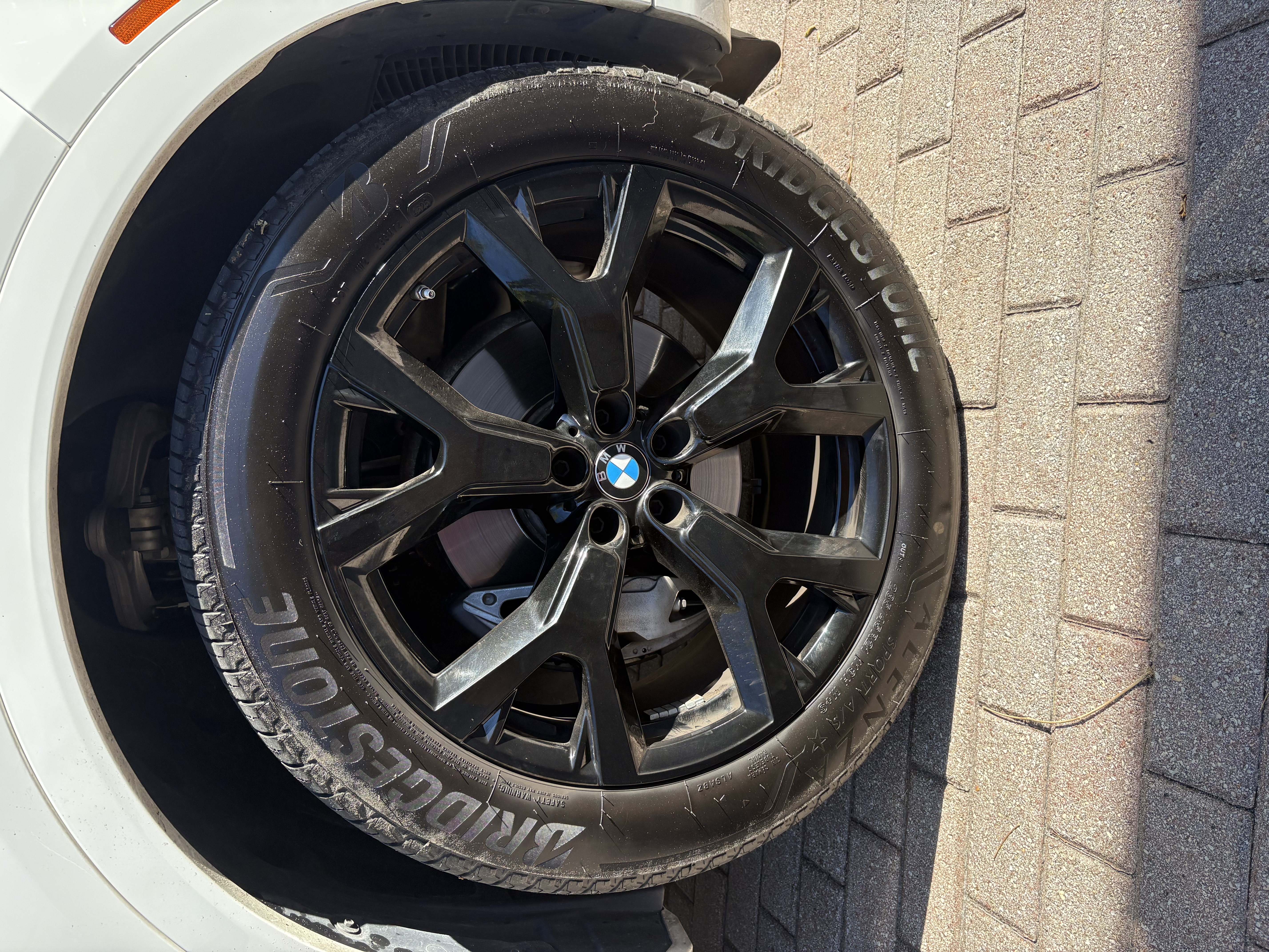 Used 2022 BMW X7 xDrive40i w/ Executive Package AWD/4WD image 15