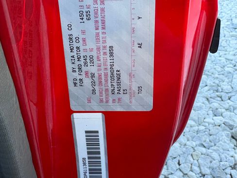 Used 1993 Ford Festiva L image 17