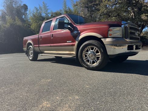 Used 2005 Ford F250 King Ranch RWD image 4