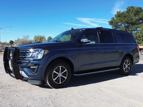 Used 2018 Ford Expedition Max XLT w/ Equipment Group 202A image 10