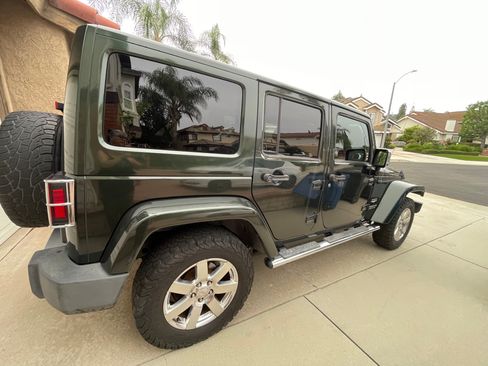 Used 2012 Jeep Wrangler Unlimited Sahara w/ Mopar Chrome Edition Group image 5