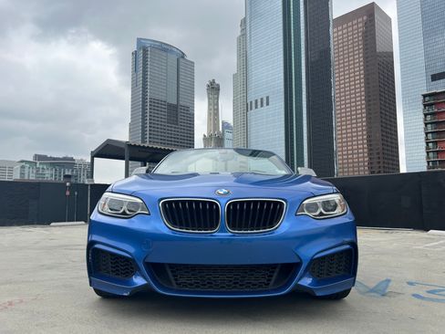 Used 2016 BMW M235i Convertible RWD image 2