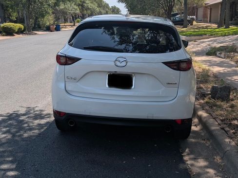 Used 2020 MAZDA CX-5 Touring FWD image 4