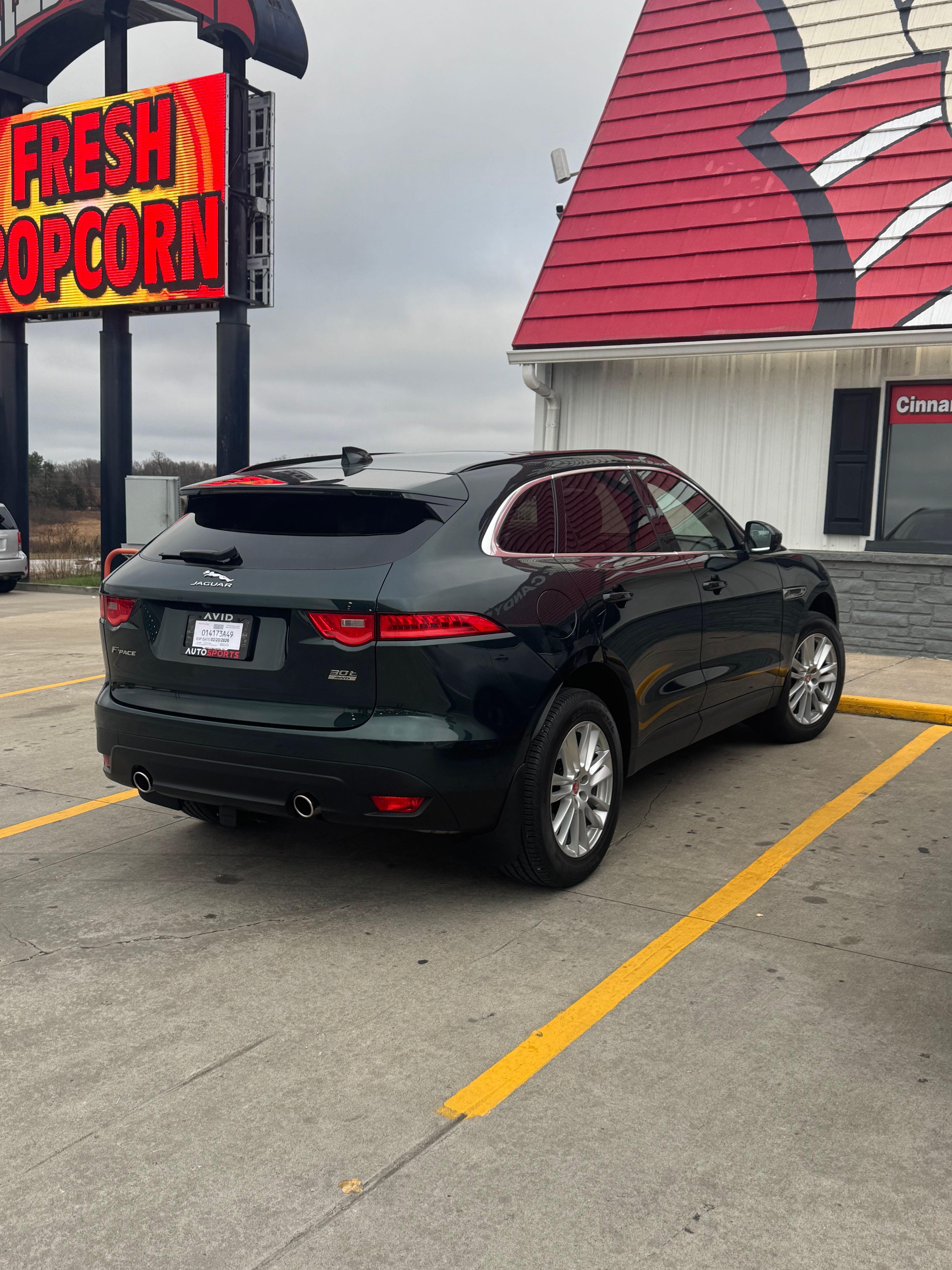 Used 2018 Jaguar F-PACE Prestige AWD/4WD image 6