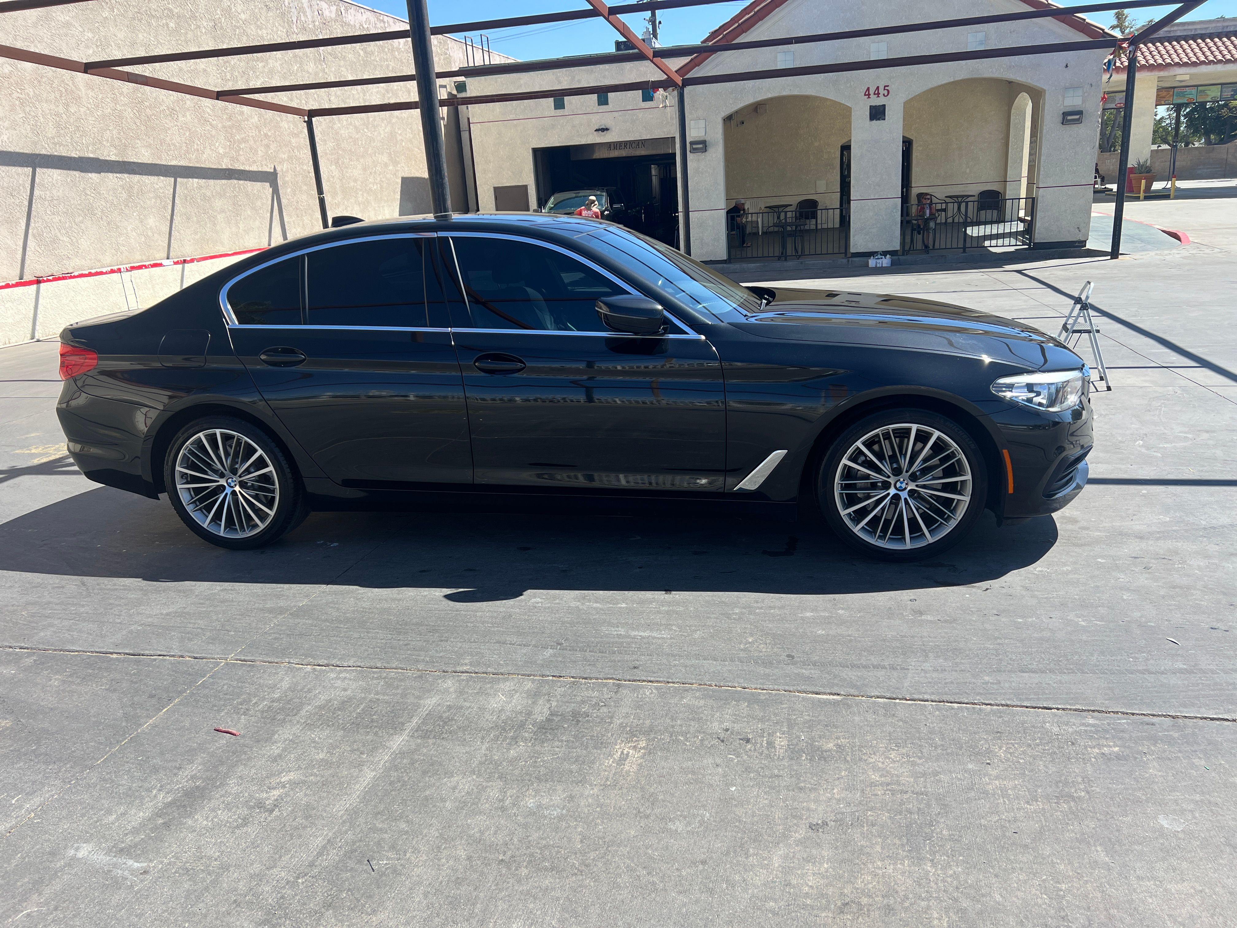 Used 2019 BMW 530i w/ Convenience Package RWD image 1