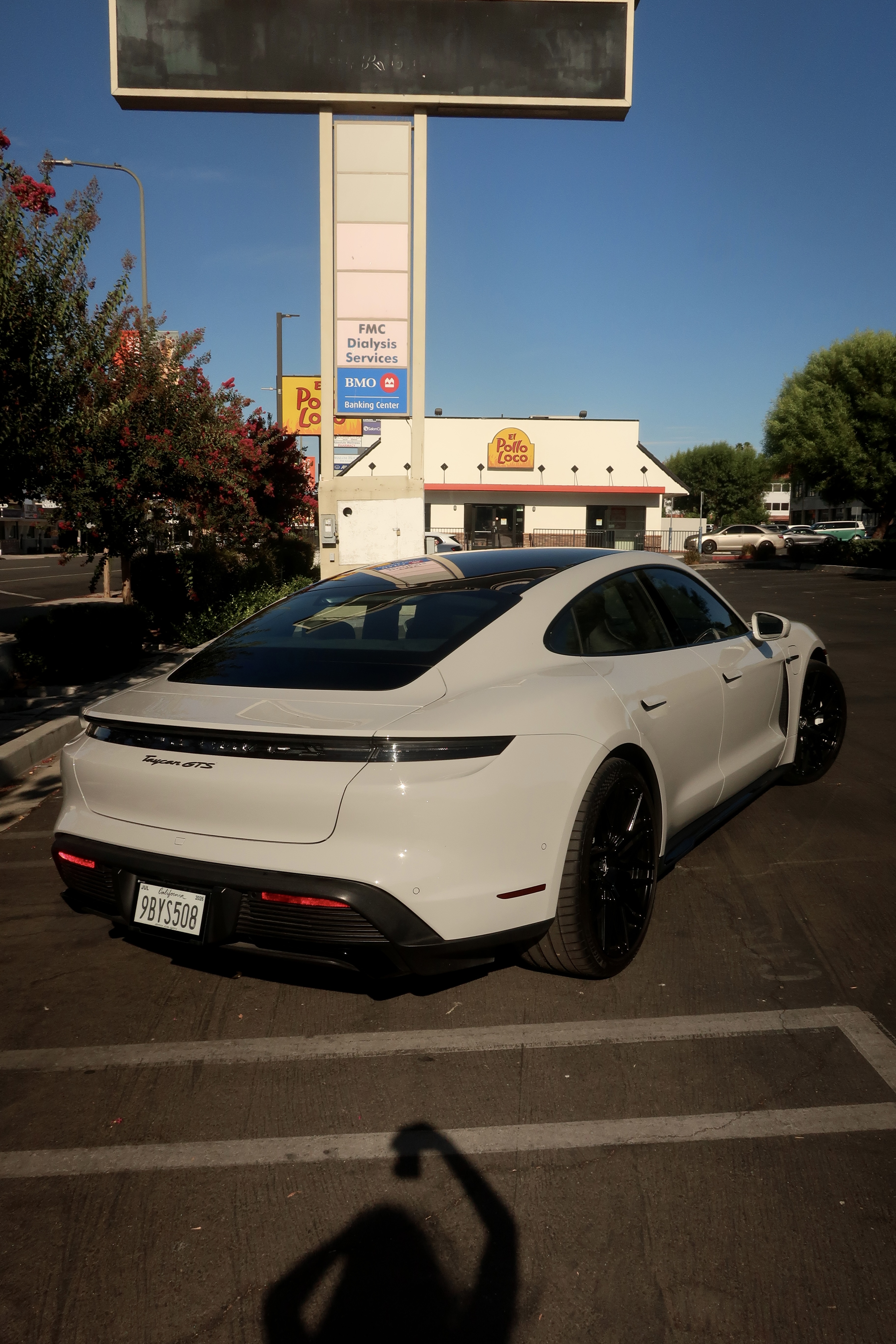 Used 2022 Porsche Taycan GTS AWD/4WD image 11
