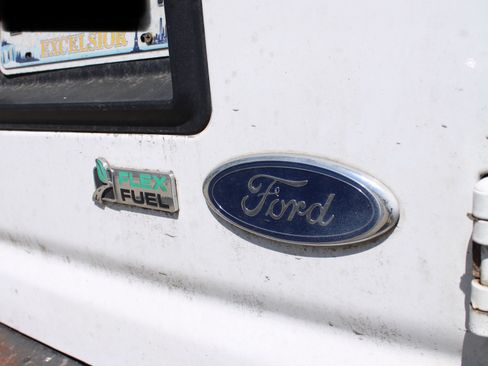 Used 2009 Ford E-250 and Econoline 250 RWD image 8