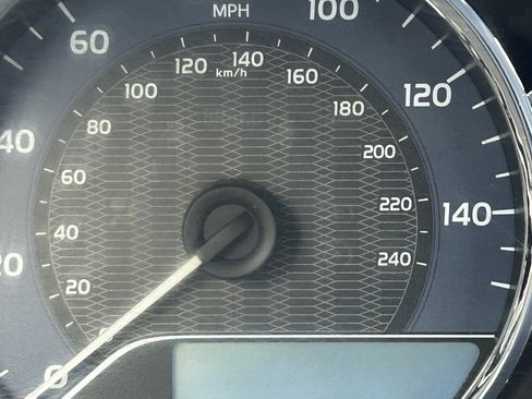 Used 2015 Toyota Corolla LE FWD image 10