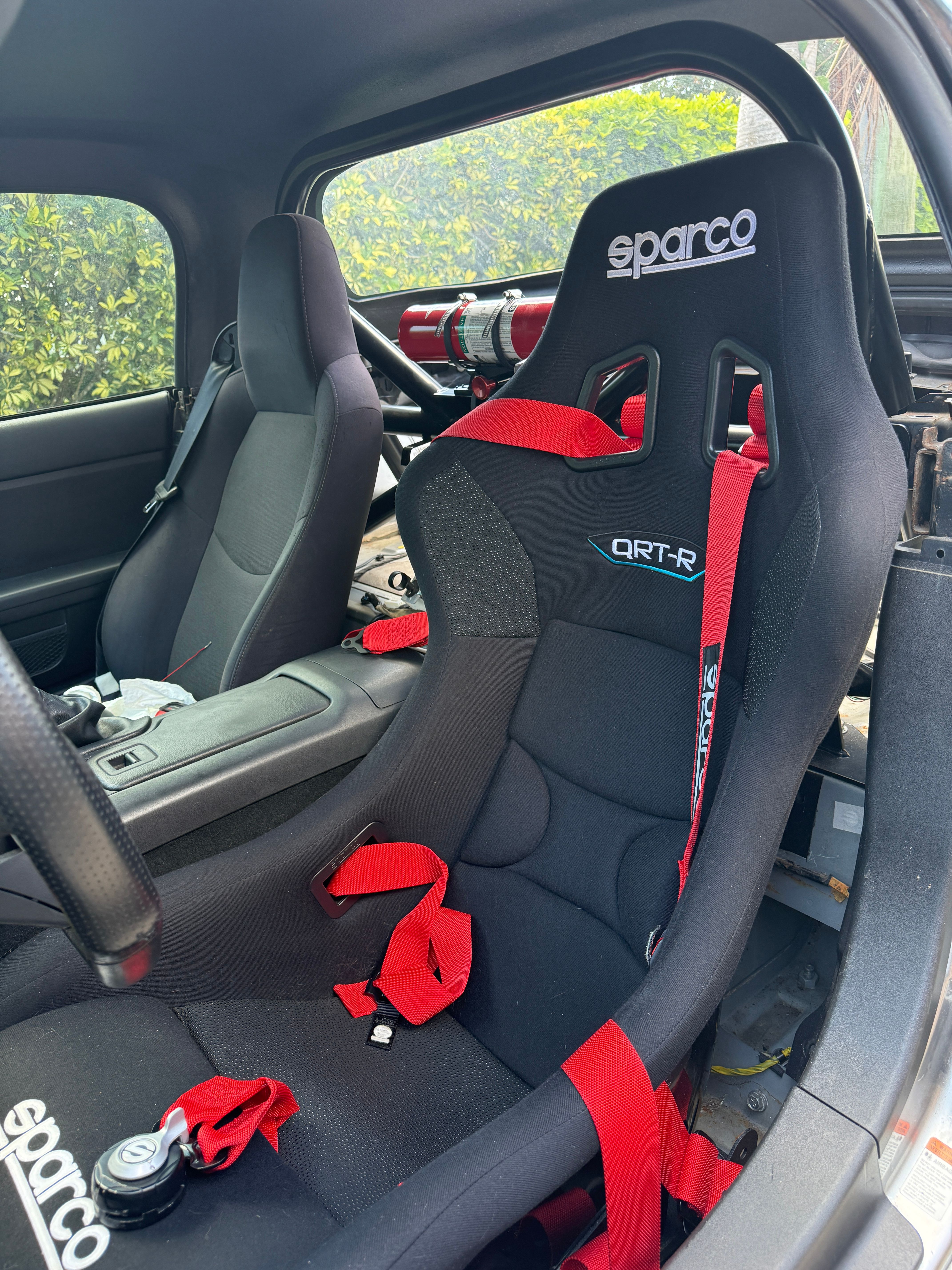 Used 2010 MAZDA MX-5 Miata Sport RWD image 4