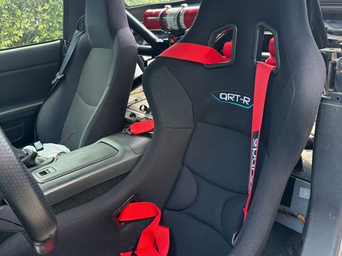 Used 2010 MAZDA MX-5 Miata Sport RWD image 4
