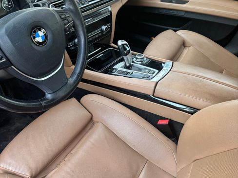 Used 2013 BMW 740i RWD image 15