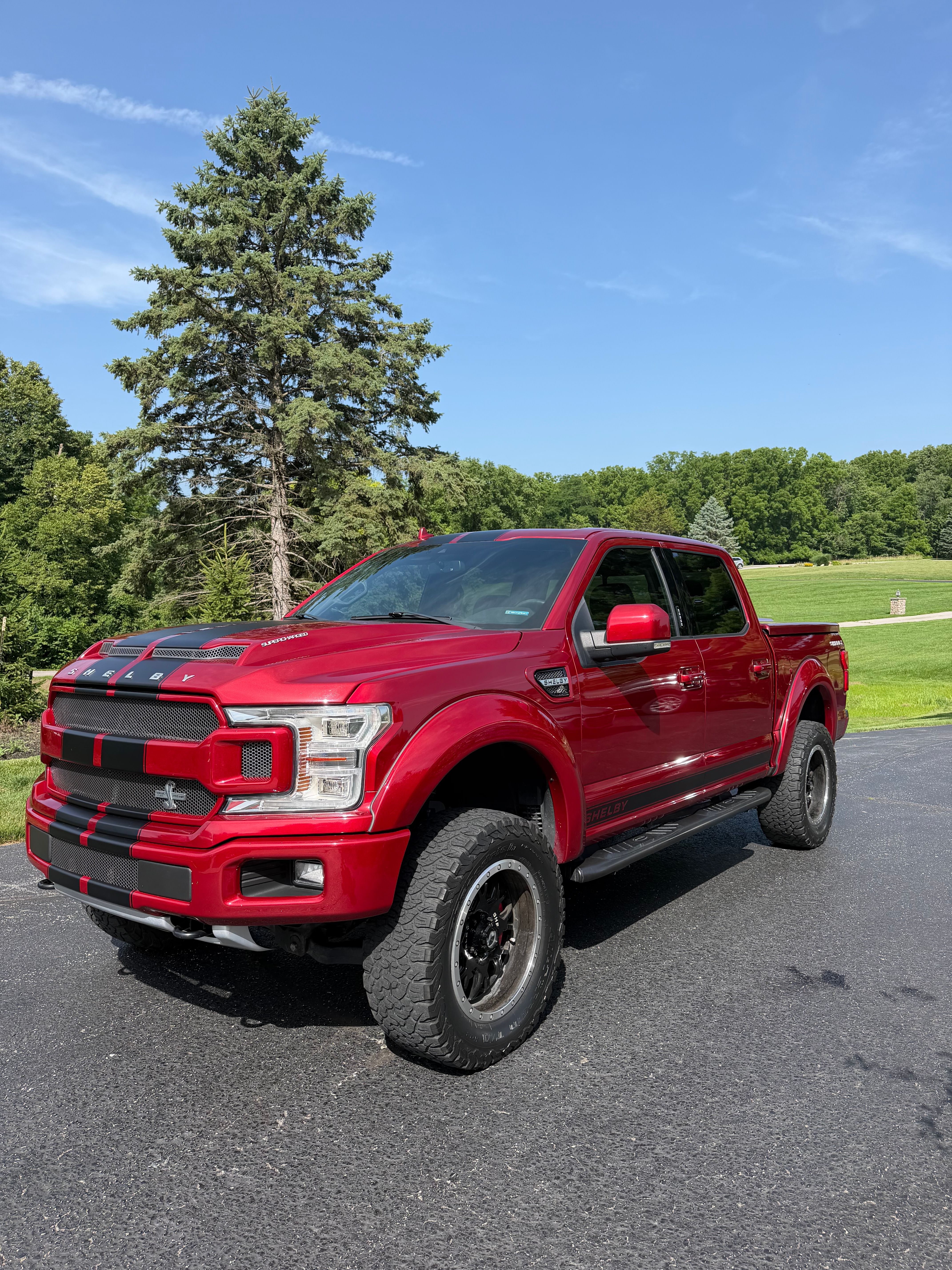 Used 2018 Ford F150 Lariat w/ Equipment Group 502A Luxury AWD/4WD image 1