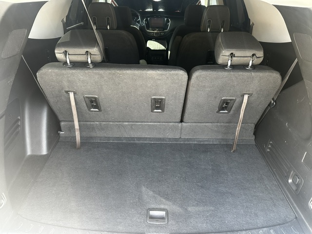 Used 2018 Chevrolet Traverse LT FWD image 17
