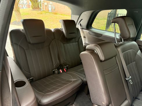 Used 2018 Mercedes-Benz GLS 450 4MATIC image 9