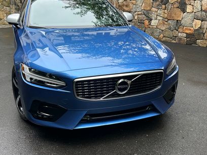 Used 2019 Volvo V90 T6 R-Design w/ Protection Package