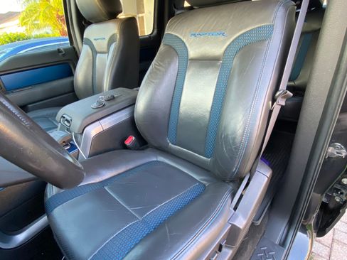 Used 2014 Ford F150 Raptor w/ Equipment Group 801A Luxury AWD/4WD image 31
