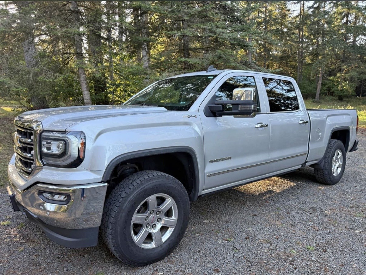 Used 2018 GMC Sierra 1500 SLT AWD/4WD image 2