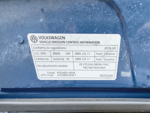 Used 2019 Volkswagen Tiguan SE image 9