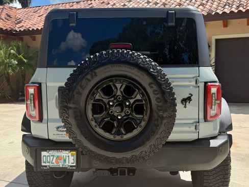 Used 2022 Ford Bronco Wildtrak image 5