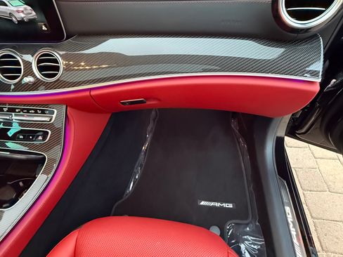 Used 2023 Mercedes-Benz E 63 AMG S image 29