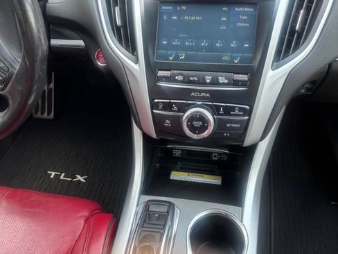 Used 2019 Acura TLX V6 w/ Technology & A-SPEC Pkg FWD image 17