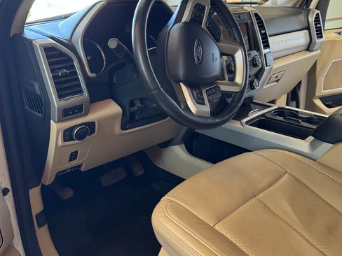 Used 2020 Ford F350 Lariat w/ Lariat Value Package AWD/4WD image 15