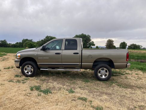 Used 2006 Dodge Ram 2500 Truck SLT w/ Quad Cab Big Horn Value Group AWD/4WD image 9