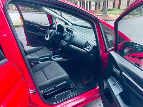 Used 2016 Honda Fit EX image 12