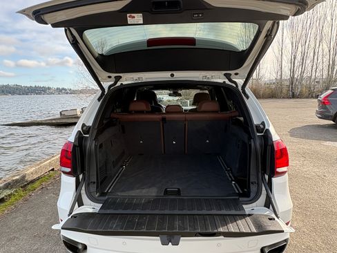 Used 2015 BMW X5 xDrive50i image 18