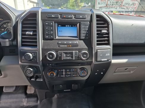 Used 2018 Ford F150 XLT w/ Trailer Tow Package AWD/4WD image 18